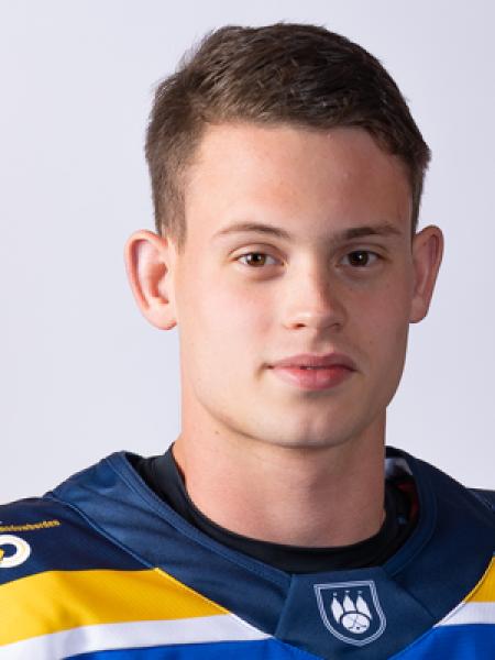 Sil Klesser portrait