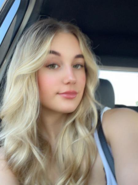 Ella Dusseau portrait