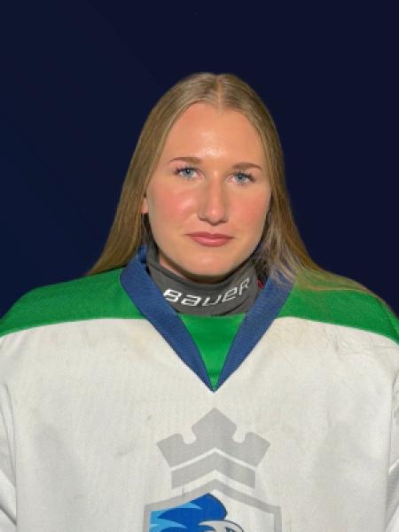 Jayna Kuzee portrait