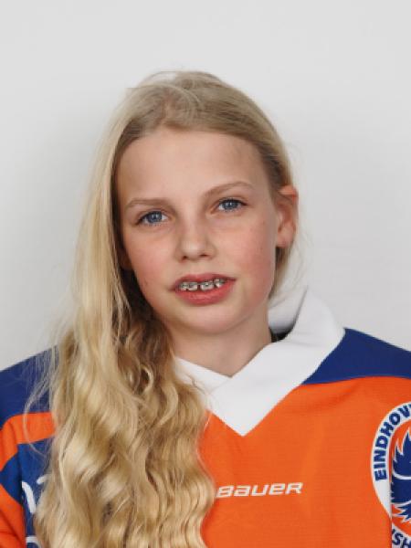 Mira Bakermans portrait