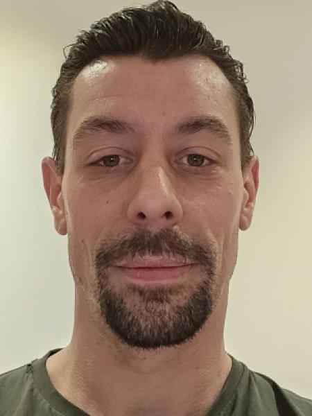 Joey Pluijmaekers portrait